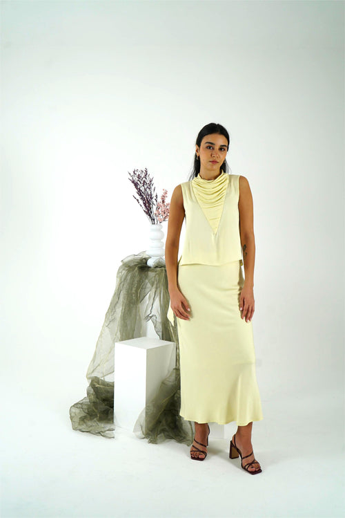 Bias summer skirt in butter yellow, front view